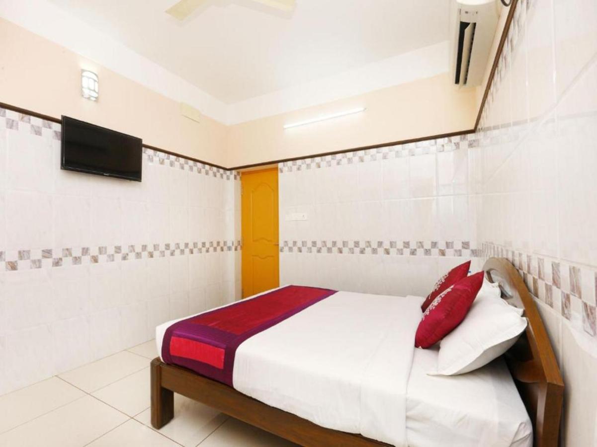 Hotel Arunachala Пудучеррі Екстер'єр фото