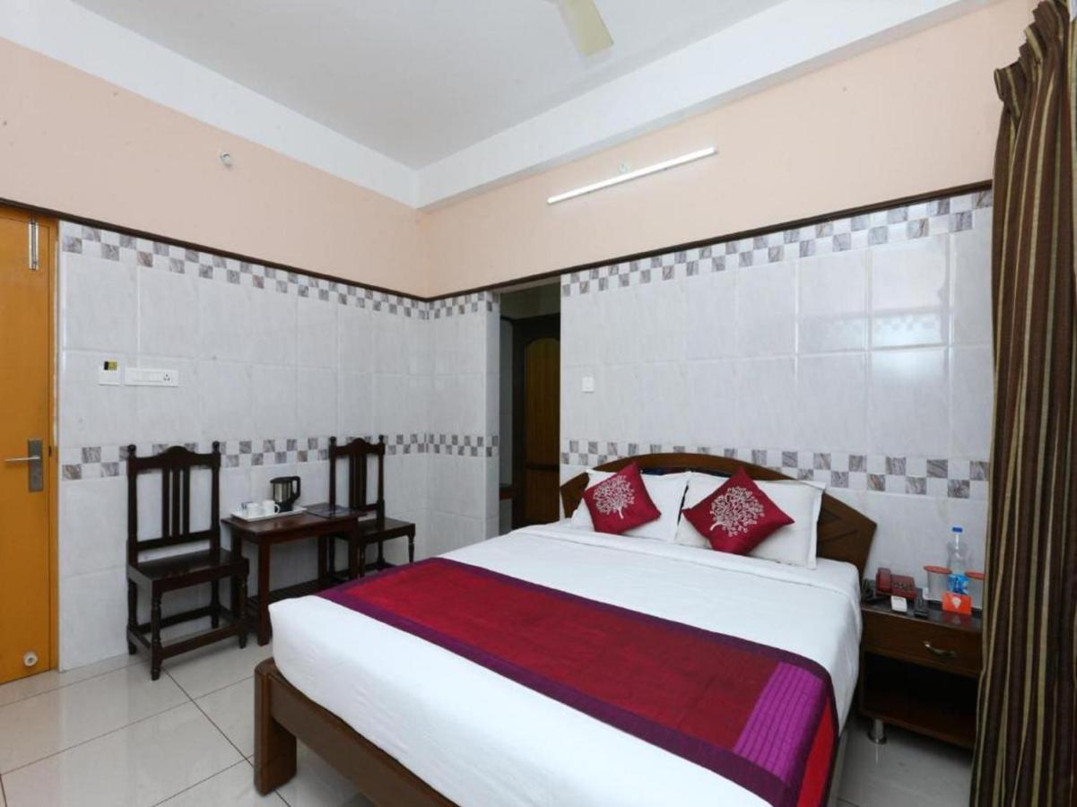 Hotel Arunachala Пудучеррі Екстер'єр фото