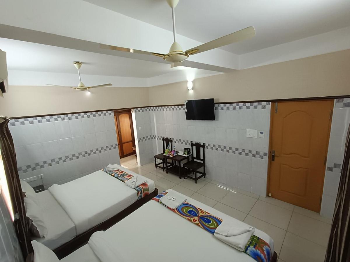 Hotel Arunachala Пудучеррі Екстер'єр фото