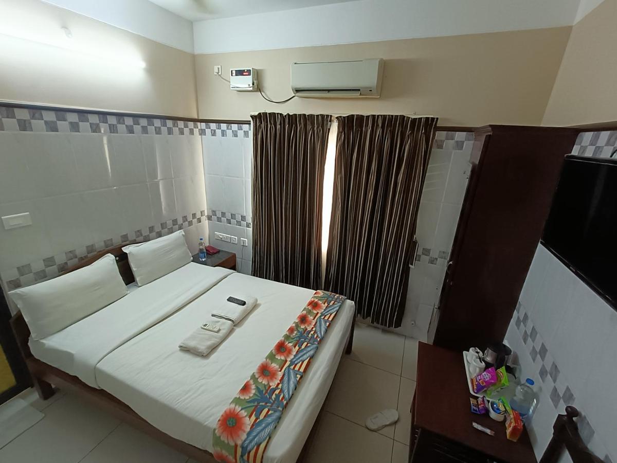 Hotel Arunachala Пудучеррі Екстер'єр фото