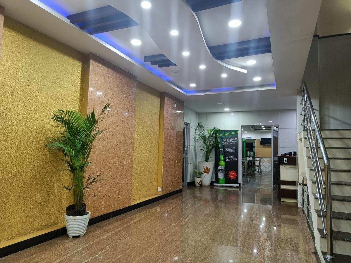 Hotel Arunachala Пудучеррі Екстер'єр фото