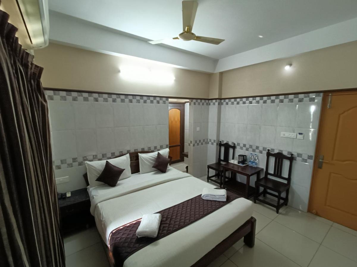 Hotel Arunachala Пудучеррі Екстер'єр фото